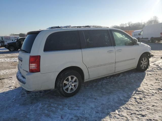 2009 Chrysler Town & Country Touring