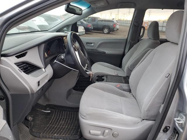 2015 Toyota Sienna LE