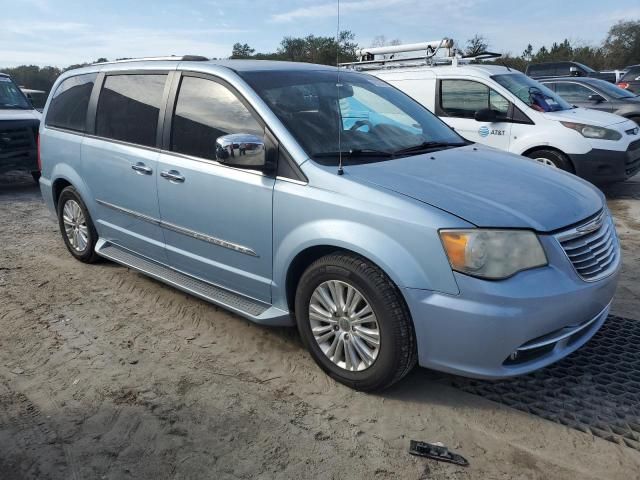 2013 Chrysler Town & Country Limited