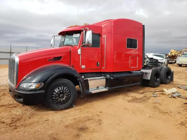 2012 Peterbilt 386