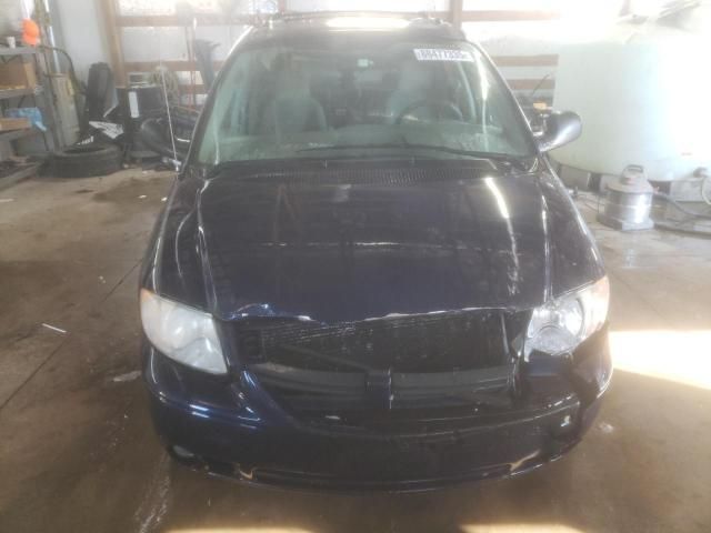 2005 Dodge Grand Caravan SXT