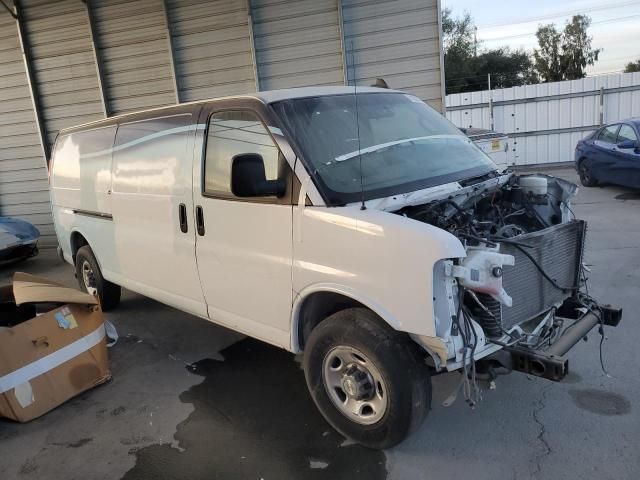 2022 Chevrolet Express G2500