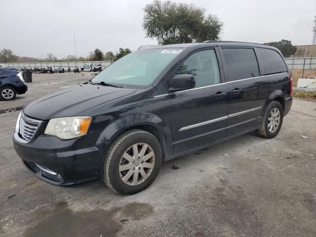 2014 Chrysler Town & Country Touring