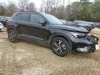 2024 Volvo XC40 Core