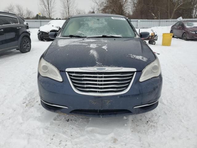 2013 Chrysler 200 LX