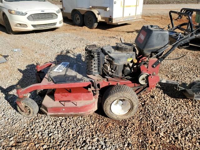 2013 Toro 36' Mower