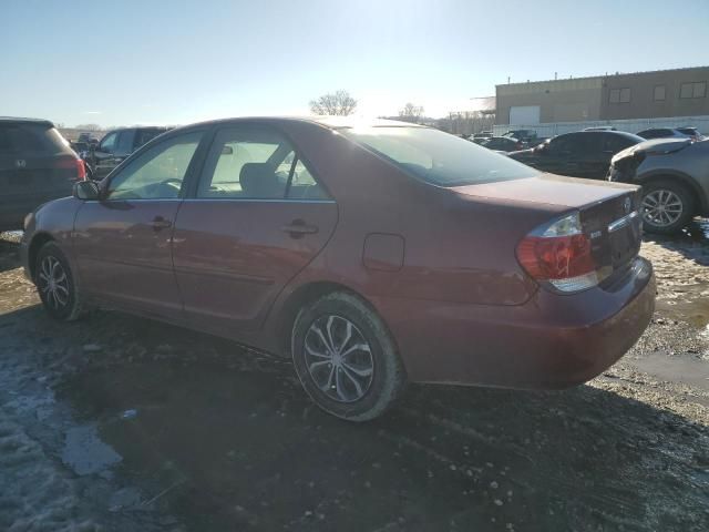 2005 Toyota Camry LE