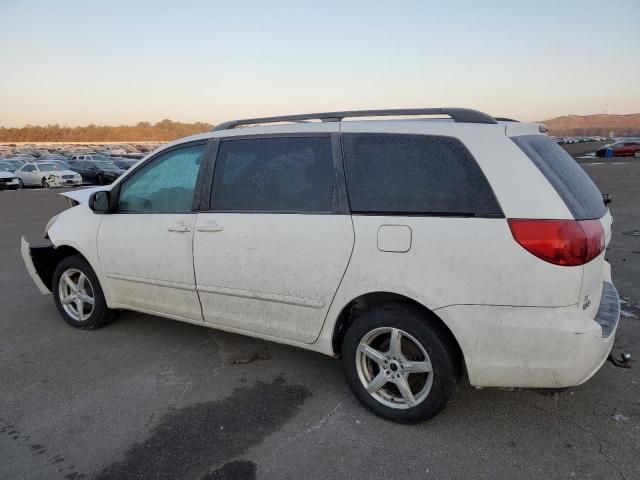 2006 Toyota Sienna LE