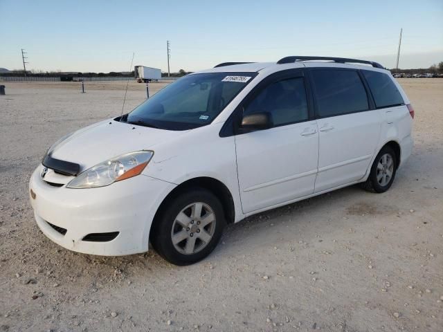 2009 Toyota Sienna CE