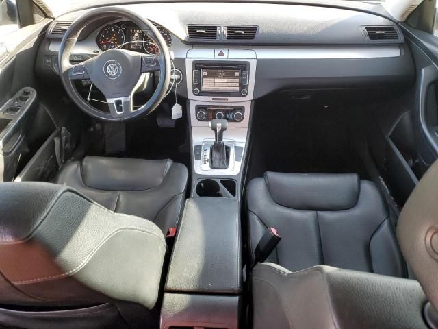 2010 Volkswagen Passat Komfort