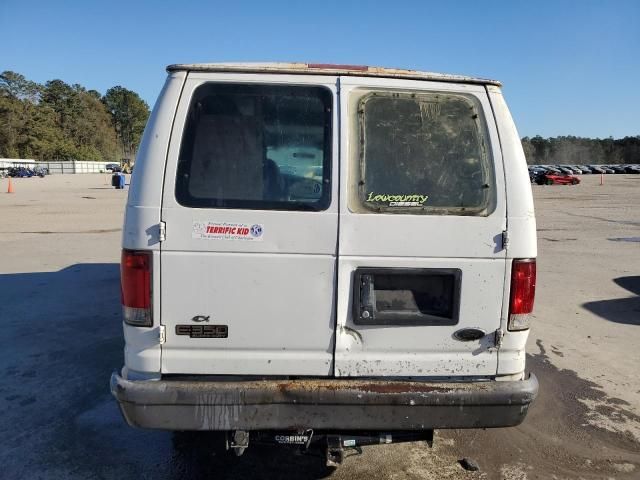 2004 Ford Econoline E350 Super Duty Van