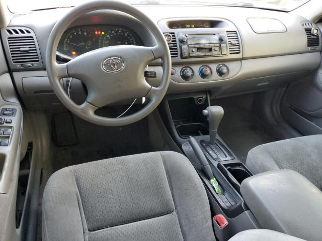 2004 Toyota Camry LE