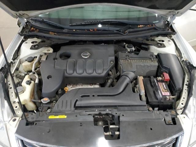 2010 Nissan Altima Base