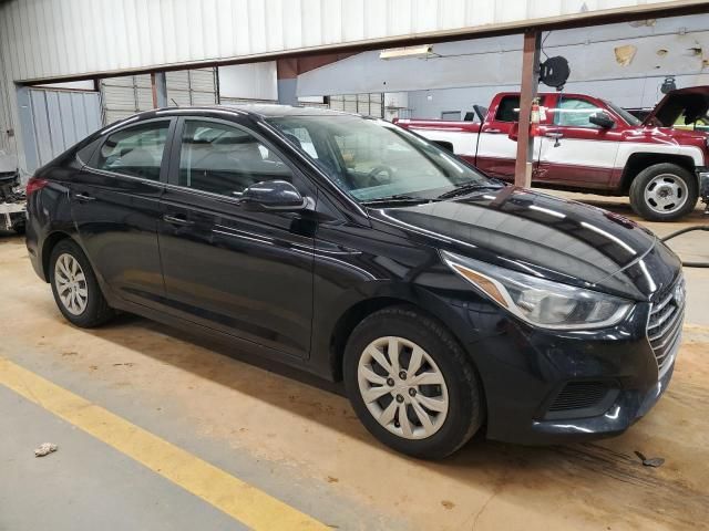 2022 Hyundai Accent SE