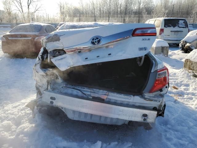 2014 Toyota Camry Hybrid