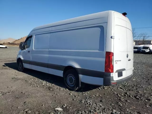 2022 Mercedes-Benz Sprinter 2500