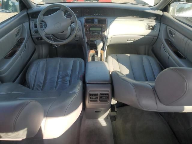 2001 Toyota Avalon XL