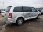 2009 Chrysler Town & Country LX