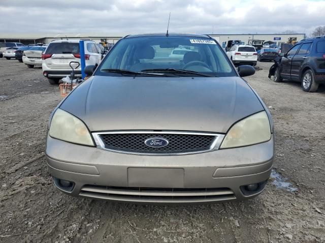 2005 Ford Focus ZX4