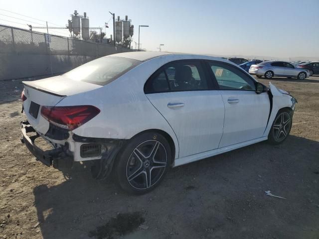 2019 Mercedes-Benz A 220