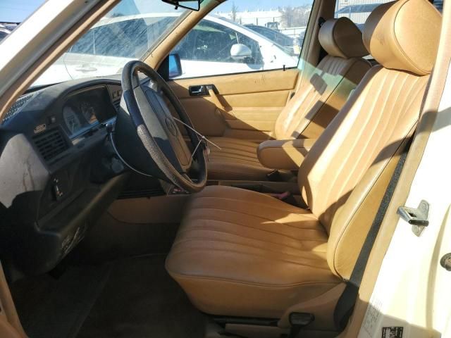 1986 Mercedes-Benz 190 E 2.3