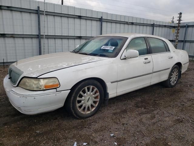 2006 Lincoln Town Car Signature