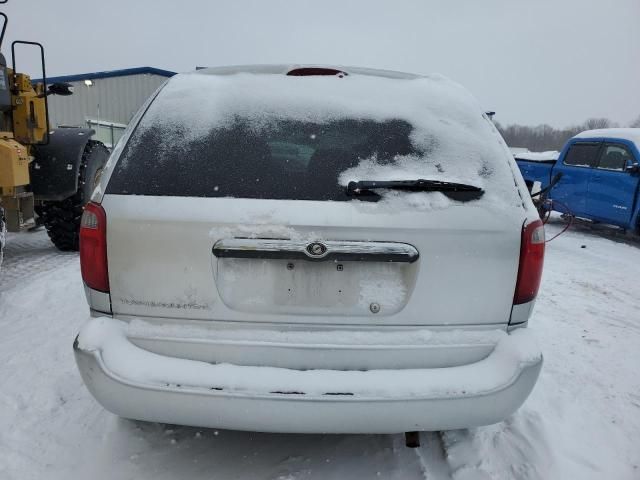 2005 Chrysler Town & Country