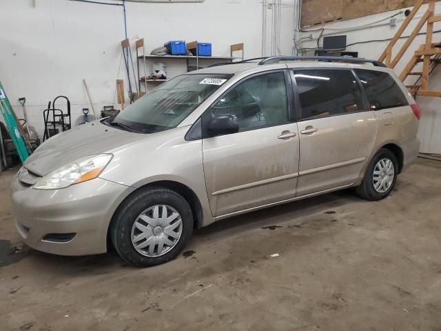 2006 Toyota Sienna CE