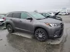 2017 Toyota Highlander SE