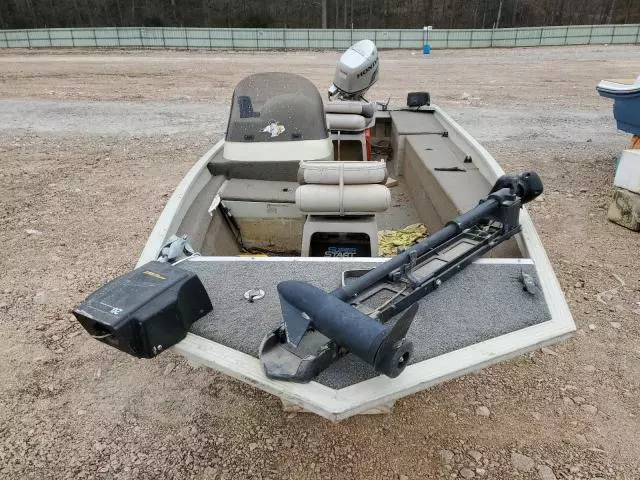 2002 Polaris Boat