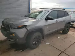 SUV salvage a la venta en subasta: 2016 Jeep Cherokee Trailhawk