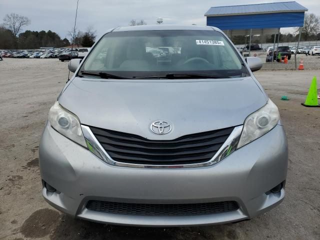 2012 Toyota Sienna LE