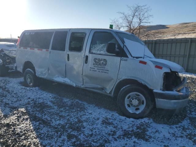 2022 Chevrolet Express G3500 LT