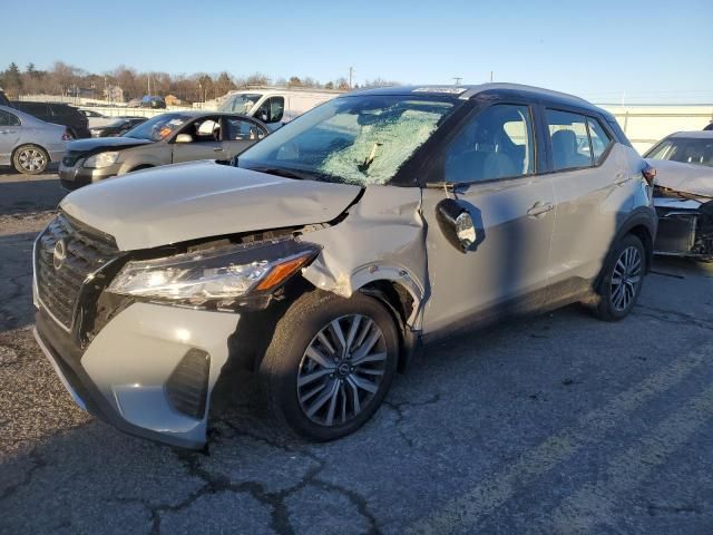 2023 Nissan Kicks SV