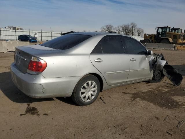 2005 Toyota Camry LE