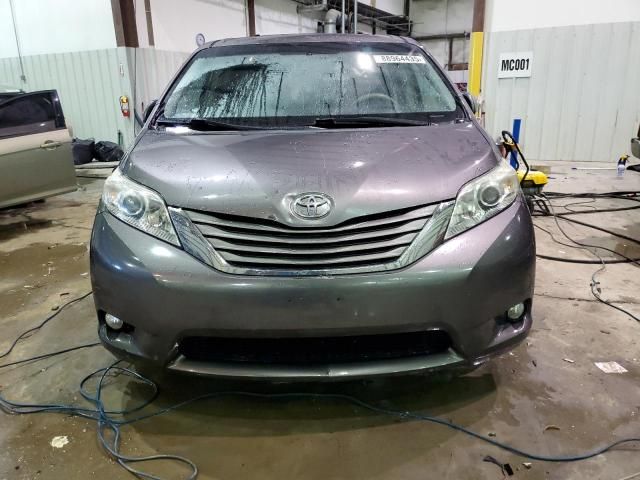 2011 Toyota Sienna XLE