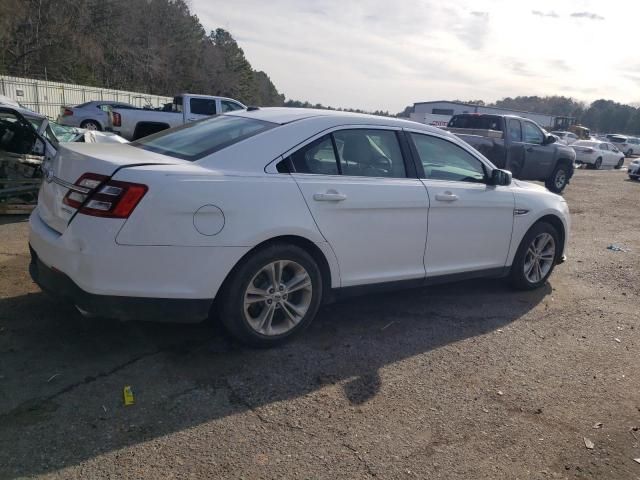 2016 Ford Taurus SE