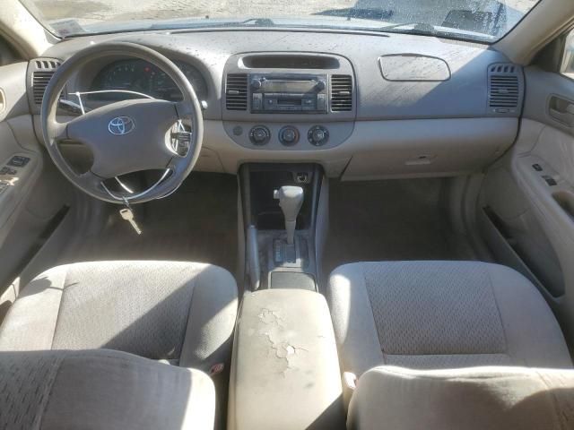 2004 Toyota Camry LE