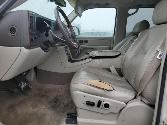 2005 Cadillac Escalade Luxury