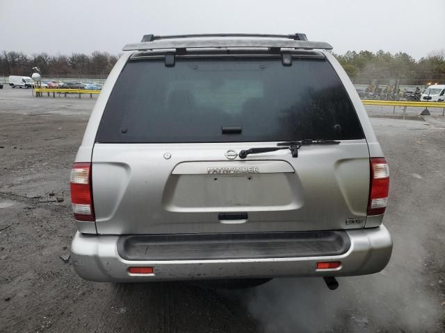 2003 Nissan Pathfinder LE