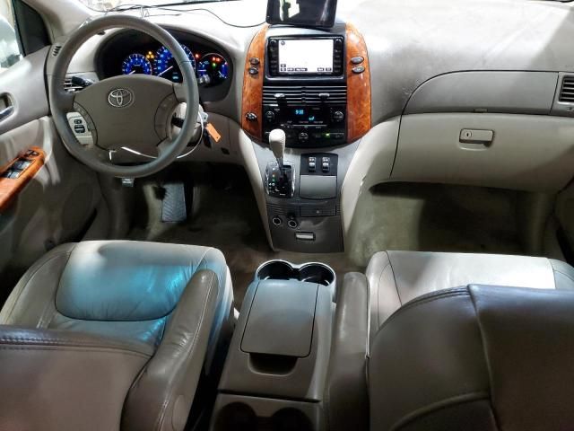 2009 Toyota Sienna XLE