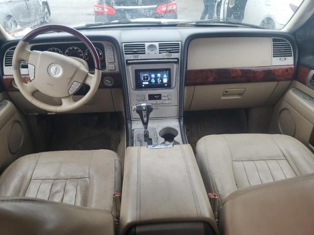 2005 Lincoln Navigator