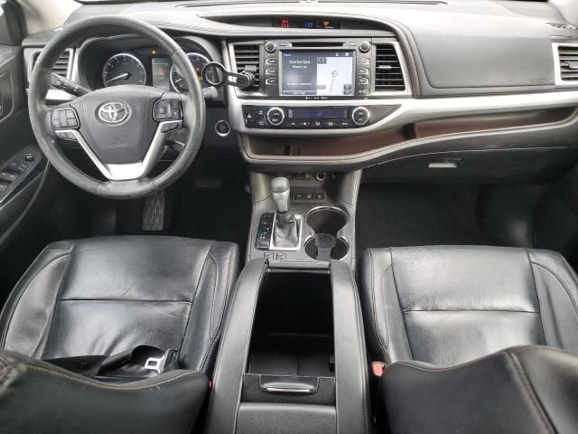 2018 Toyota Highlander SE