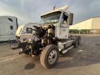 2005 Freightliner Conventional Columbia