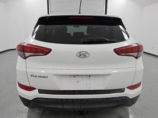 2016 Hyundai Tucson SE