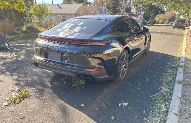 2024 Porsche Panamera Base