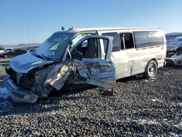 2022 Chevrolet Express G3500 LT