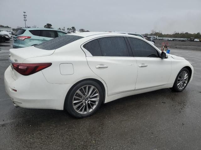 2018 Infiniti Q50 Luxe