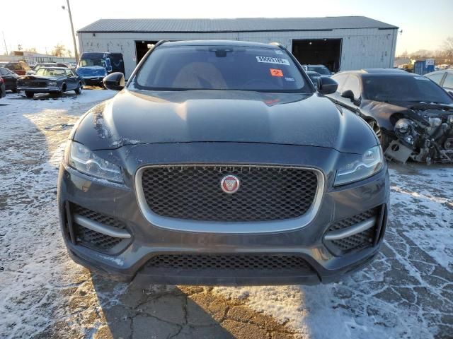 2017 Jaguar F-PACE R-Sport