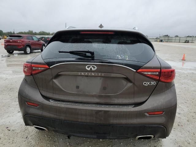 2017 Infiniti QX30 Base